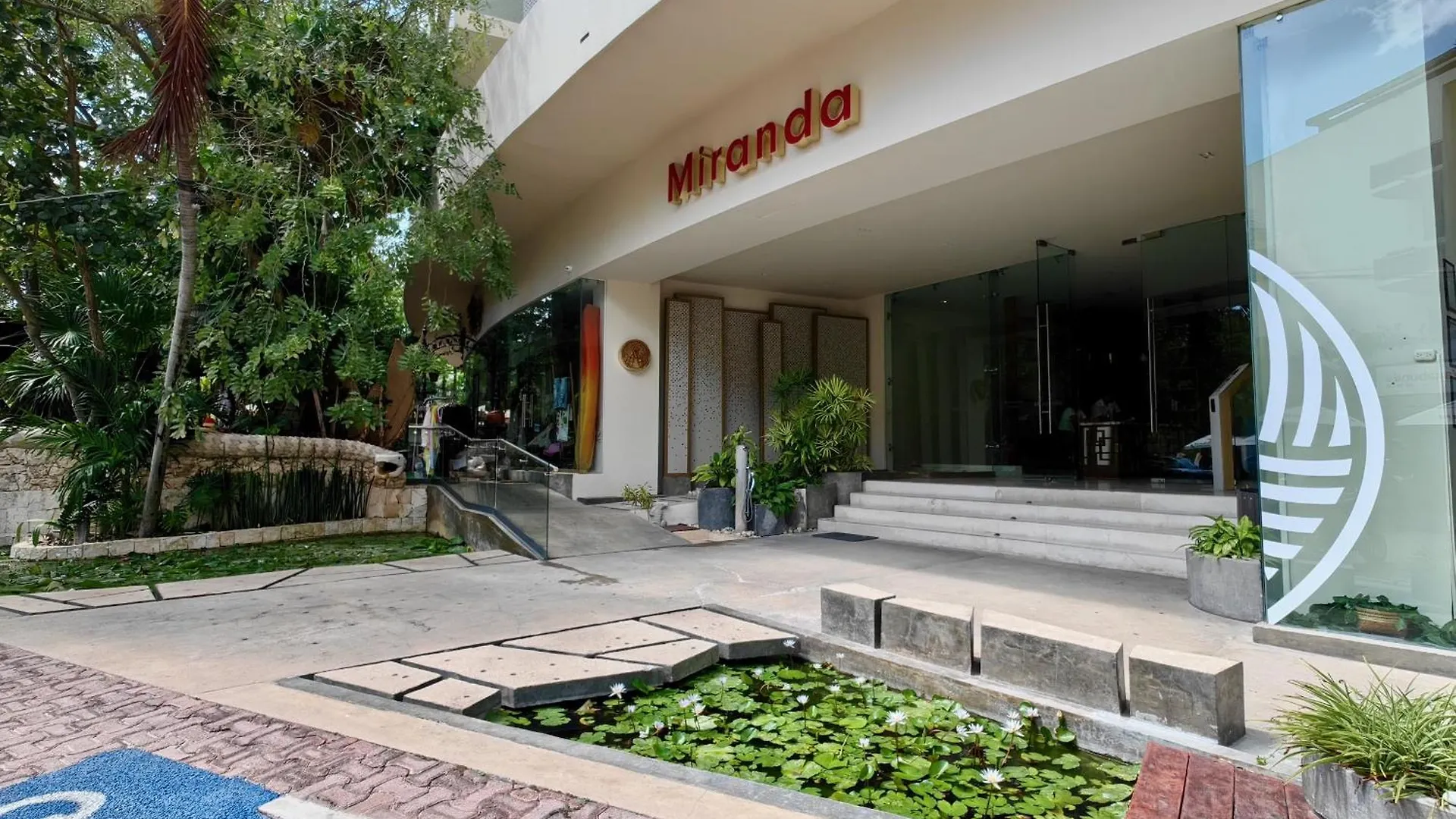 Miranda 315 By Booking Guys Playa del Carmen