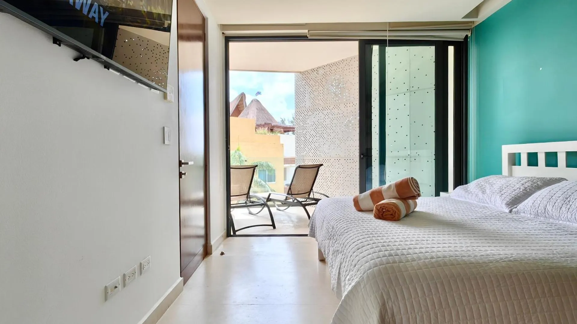 Miranda 315 By Booking Guys Playa del Carmen